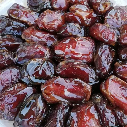 خرمای کبکاب یکی از پرفروش‌ترین خرماهای ایران است. مناسب خرید عمده، بسته‌بندی و صادرات. قیمت اقتصادی و طعم شیرین آن را به انتخابی محبوب تبدیل کرده است.