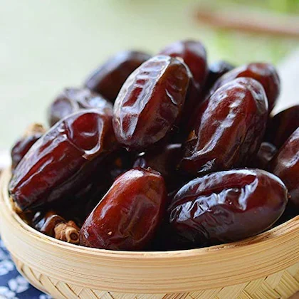 خرما چگونه درجه‌بندی می‌شود؟ راهنمای کامل و تخصصی گریدهای خرما، معیارهای کیفیت و استانداردهای صادراتی